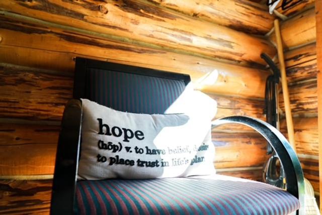 Lodge Alaska's Bear Creek Hope